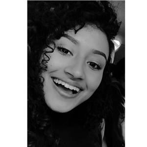 Meet your Posher, Melanie